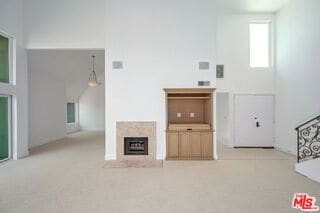 Building Photo - 4250 Vía Dolce