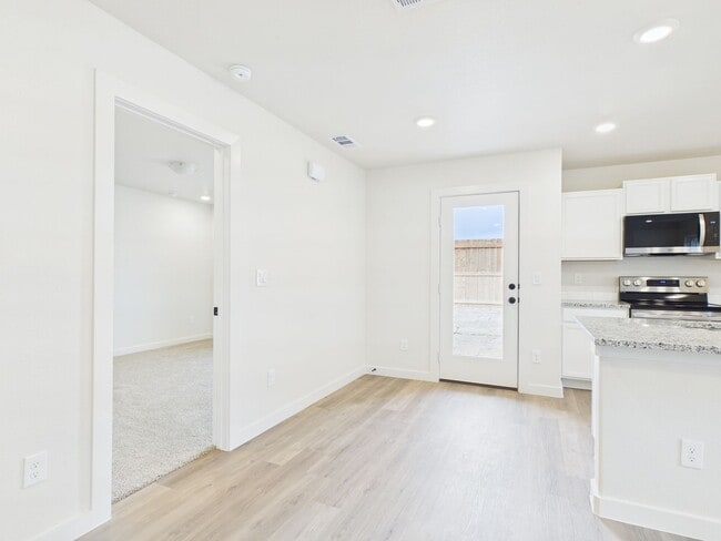 Building Photo - 2900 Haystack Wy