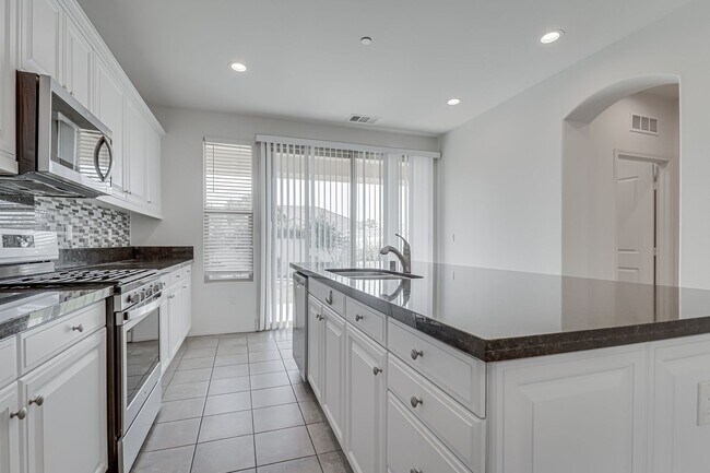 Building Photo - Wonderful Belcourt Community!!!