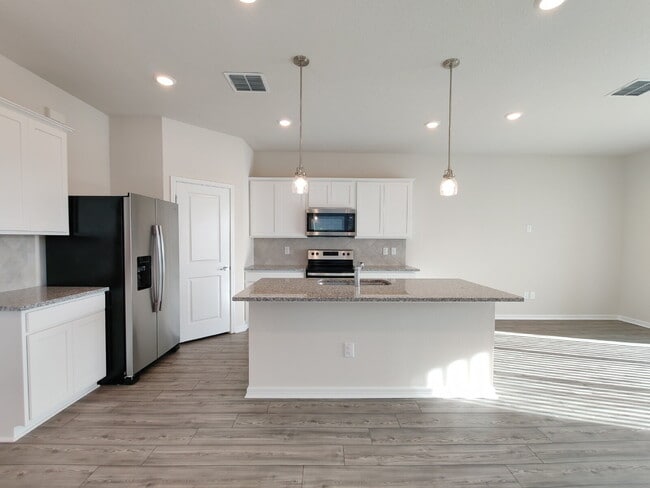 Building Photo - 5389 Elmview Xing