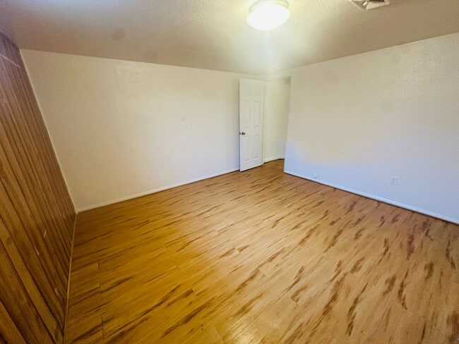 Building Photo - 8615 W 54th Pl