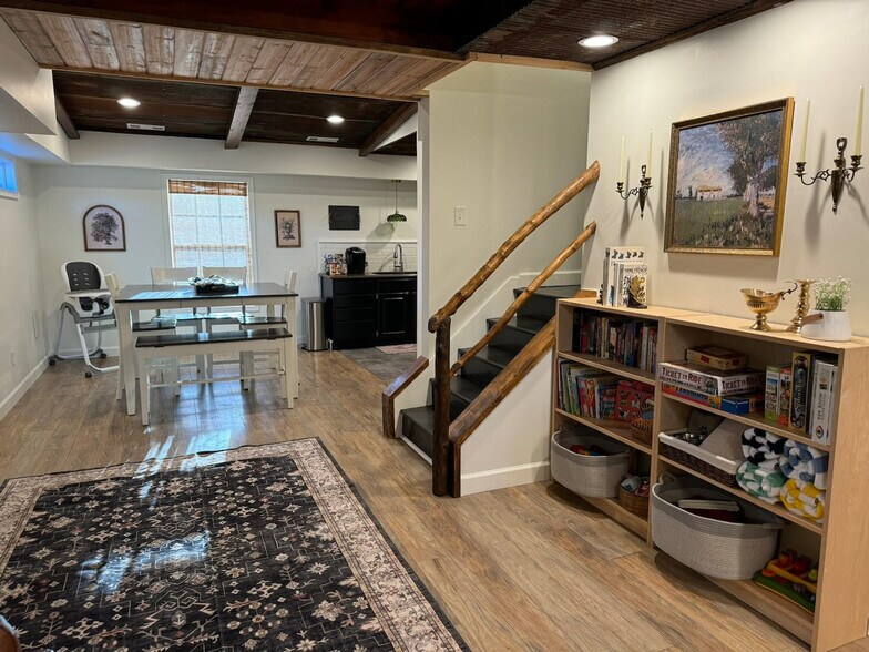 Building Photo - 59 Beverly Pl