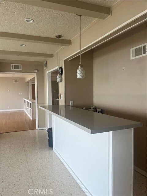 Building Photo - 35 Oceanaire Dr