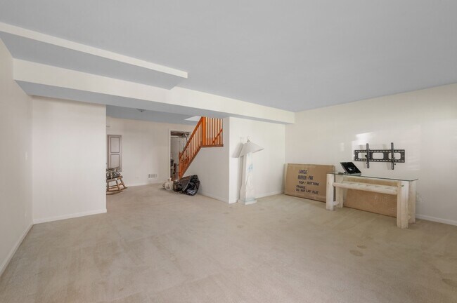 Building Photo - 160 Orchards Pass