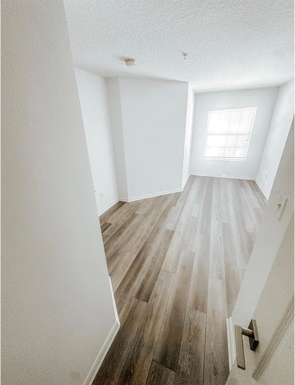 Building Photo - 512 Majestic Way