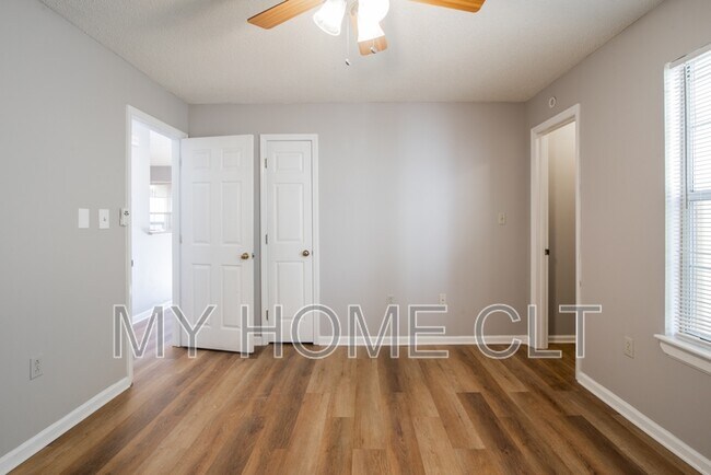 Building Photo - 8117 Tremaine Ct