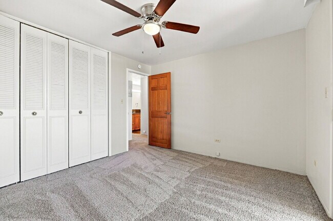 Building Photo - $1,670.95 with $300 Off the first month's rent - 2 Beds, 1.5 Bath, Condo in Denver with Balcony!