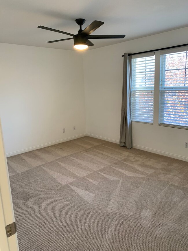 Building Photo - 5 Bedroom Harveston Home for Rent