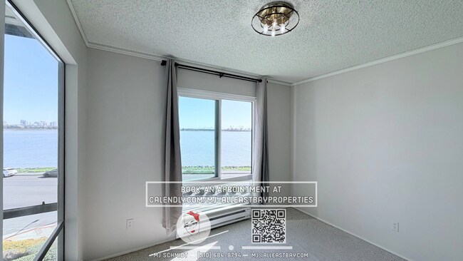 Building Photo - Bright Airy 1-Bedroom with Sweeping city Views, Includes water/garbage/parking/amenities!