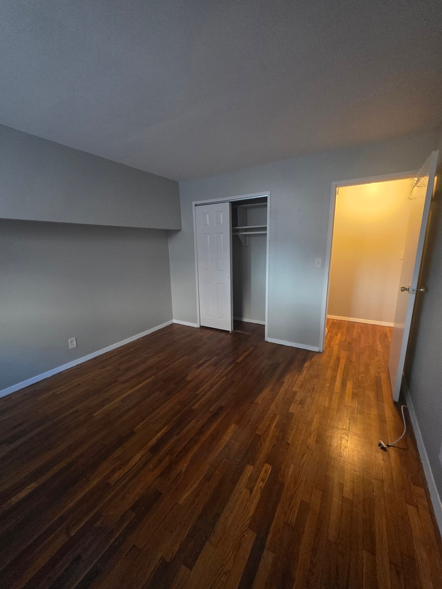 Building Photo - 133 33rd St