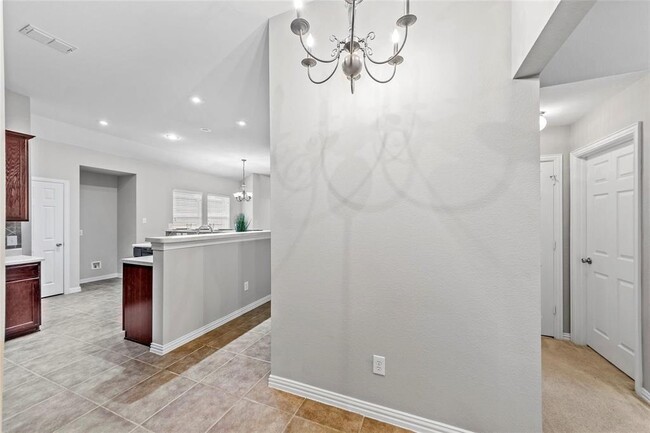 Building Photo - 922 Fulbourne Dr