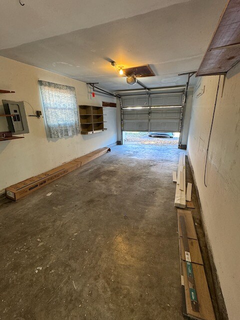 Building Photo - 12021 Mallet Dr