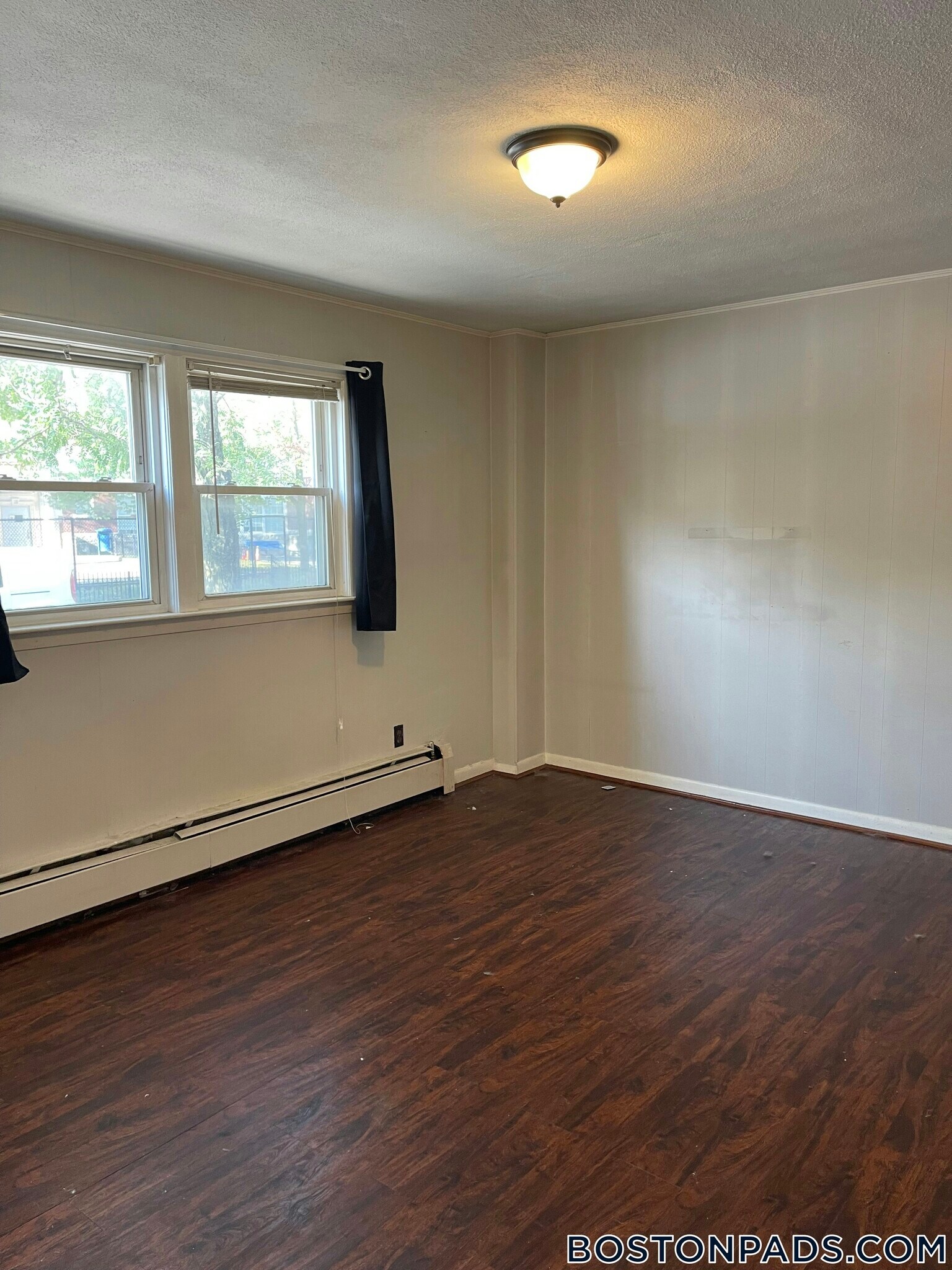 Building Photo - 18 Central Ave