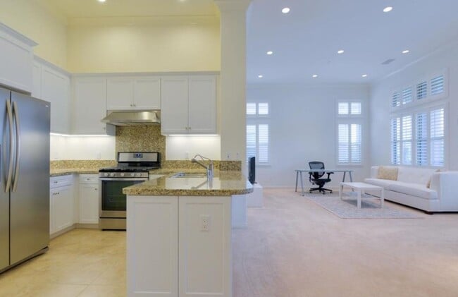 Building Photo - Gorgeous home in Irvine's most desirable Village of Stonegate