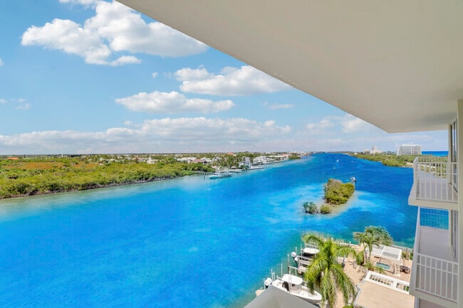 Primary Photo - 375 S Beach Rd