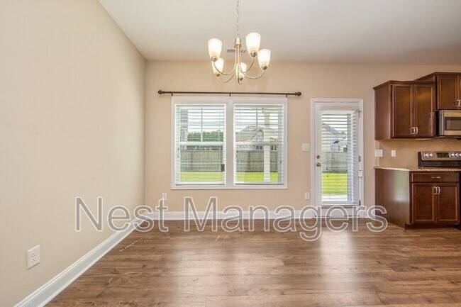 Building Photo - 620 Stonebriar Ave