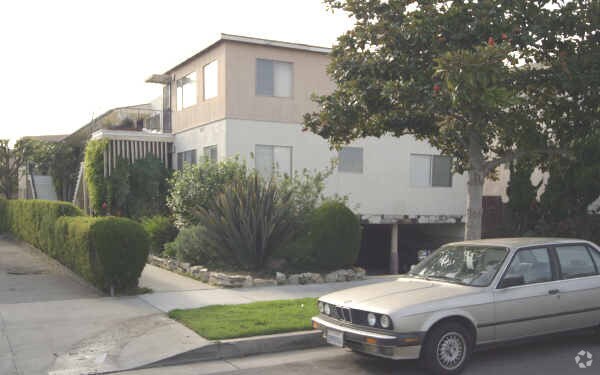 Primary Photo - 1310 10th St