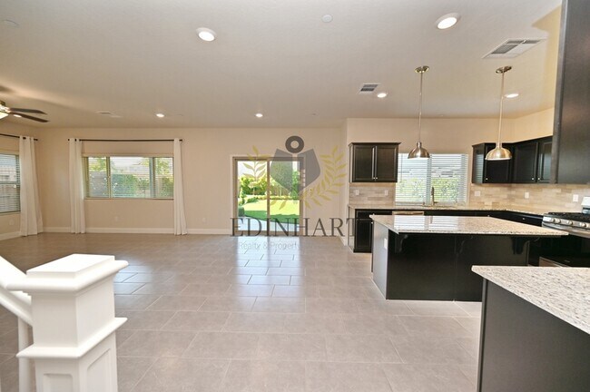 Building Photo - 645 Blue Oak Lane W