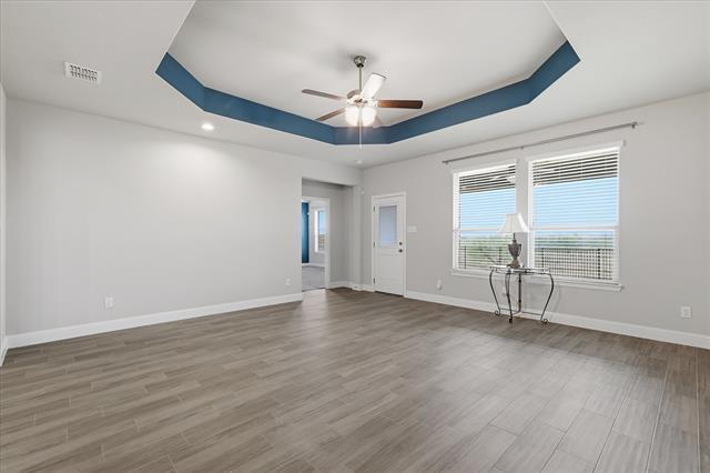 Building Photo - 2244 Knightsgate Rd