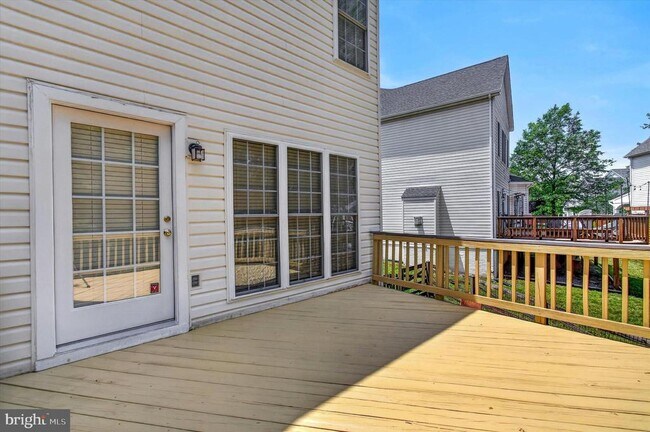 Building Photo - 25670 S Village Dr