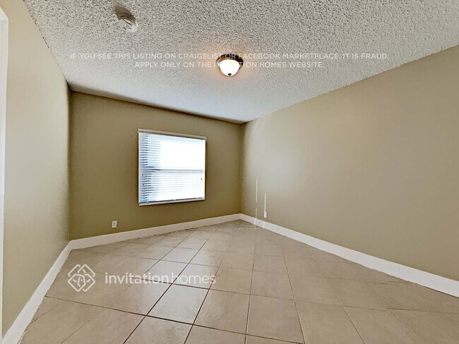Building Photo - 5900 Ellis Hollow Rd W
