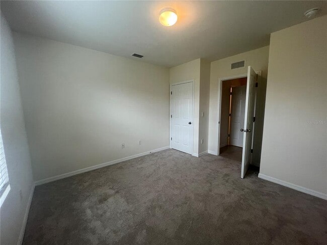 Building Photo - 26291 Trinilas Dr