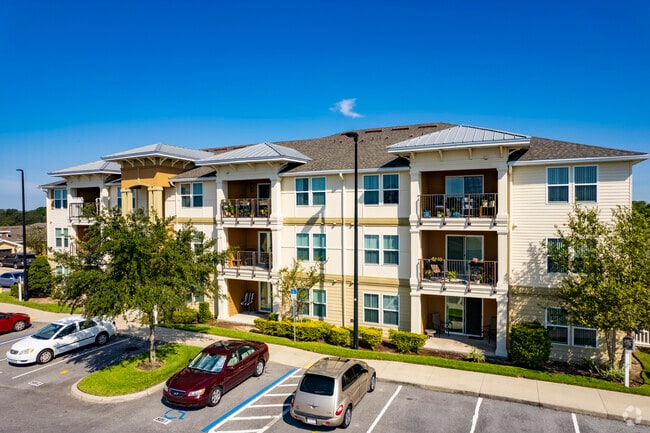 7400 Highline Dr Brooksville, FL 34613 - Vista Park Senior Living