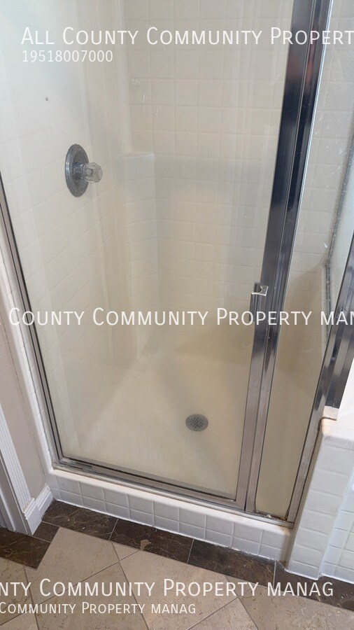 Building Photo - 42176 Chestnut Dr