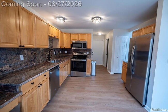 Building Photo - 23869 McCort Dr