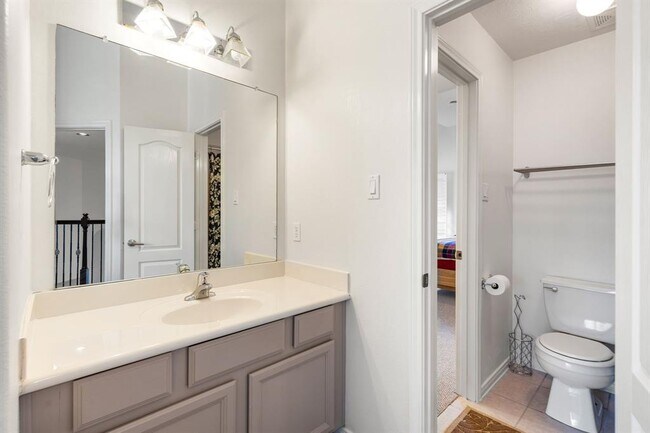 Building Photo - 2107 Pearl Bay Ct