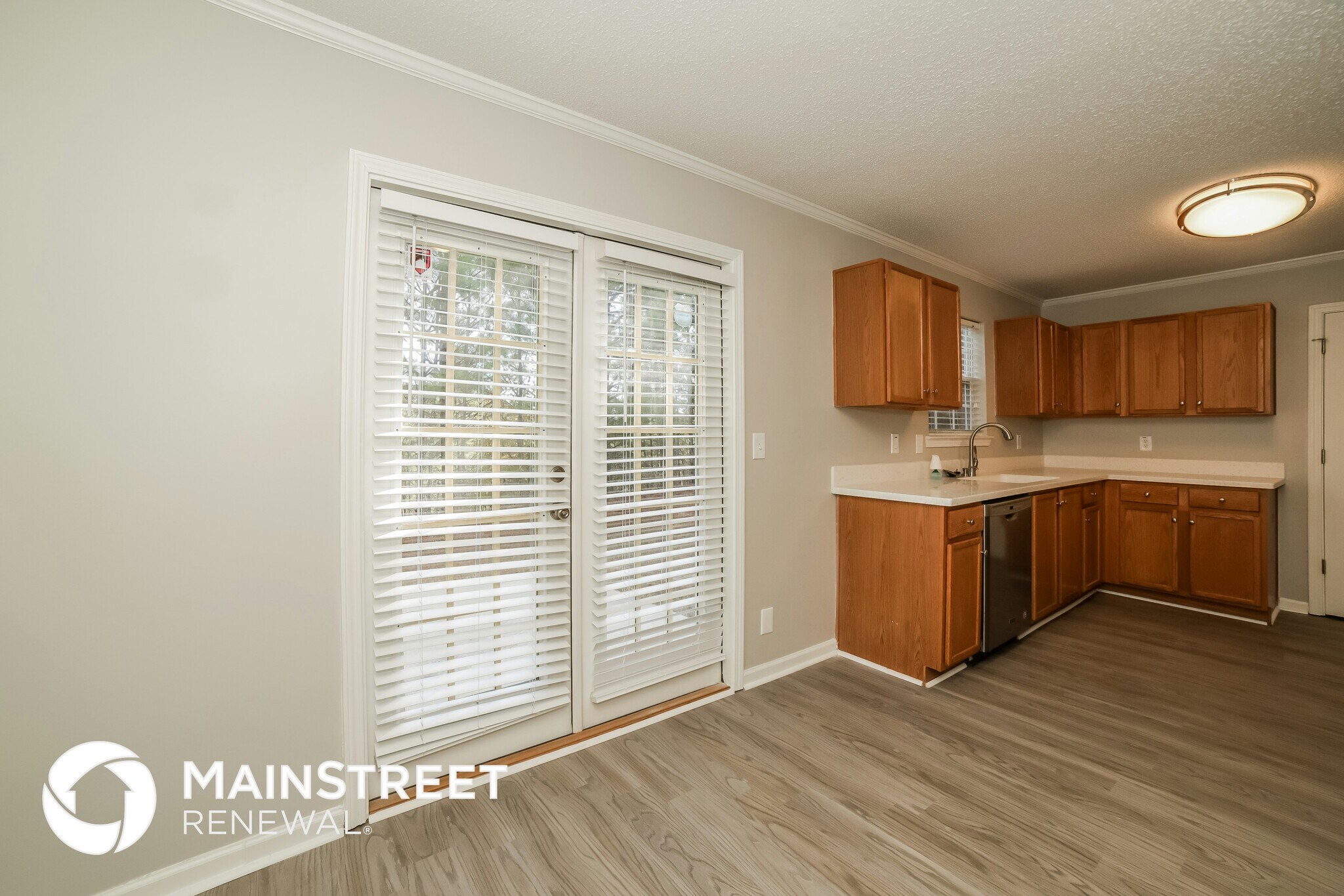 Building Photo - 4852 Wolfcreek View