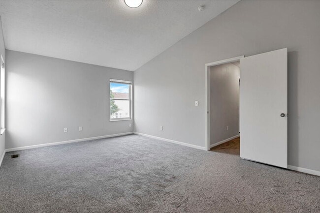 Building Photo - 3112 Fabyan Dr