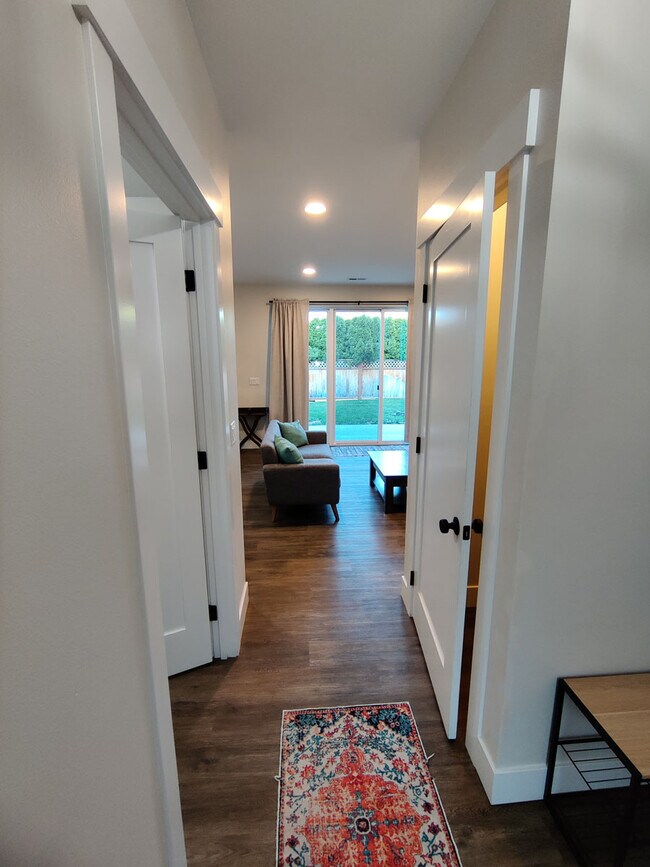 Building Photo - 1205 Fuller St