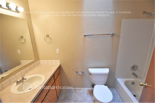 Building Photo - 15505 18th Ave Ct E