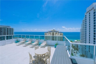 Building Photo - 600 N Birch Rd