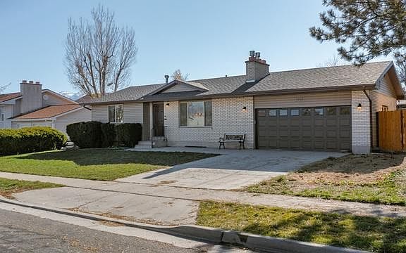 Building Photo - 2157 Cedar Breaks Dr