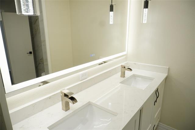 Building Photo - 2721 Timberleaf Dr