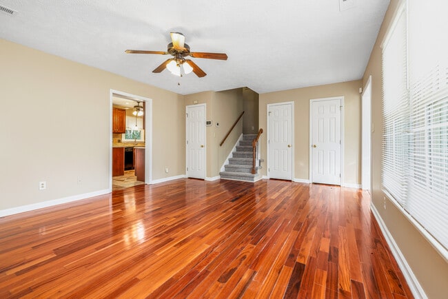 Building Photo - 1583 Winnabow Dr