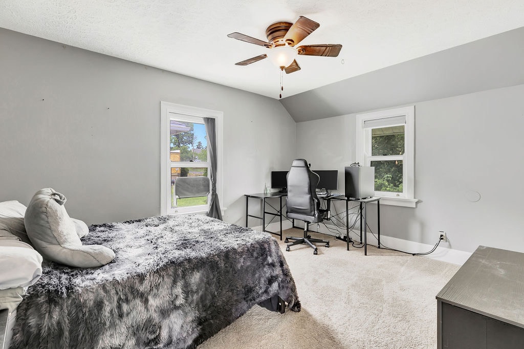 Building Photo - 3242 Stanhope Ave