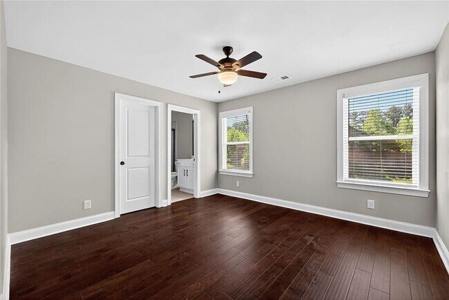 Building Photo - 3047 Mountain Shadow Way