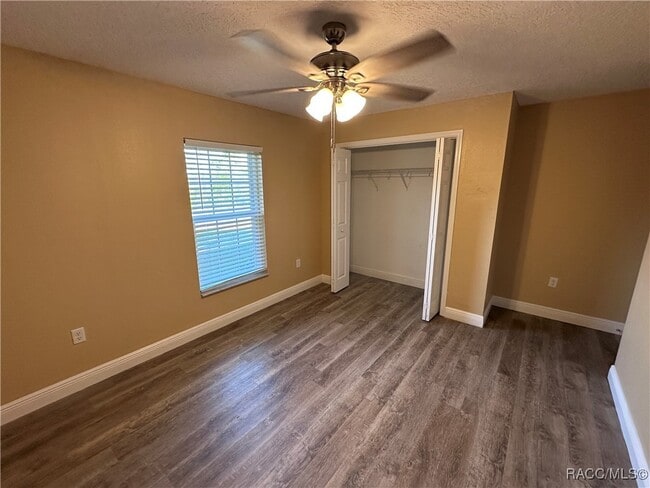 Building Photo - 8525 N Bolder Dr