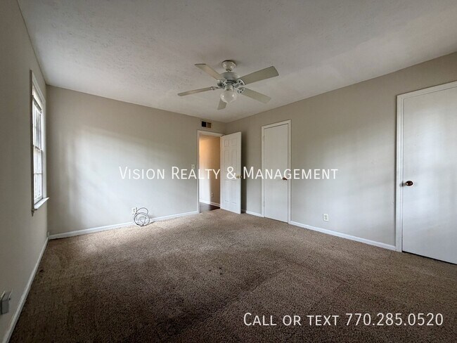 Building Photo - 96 Brock St