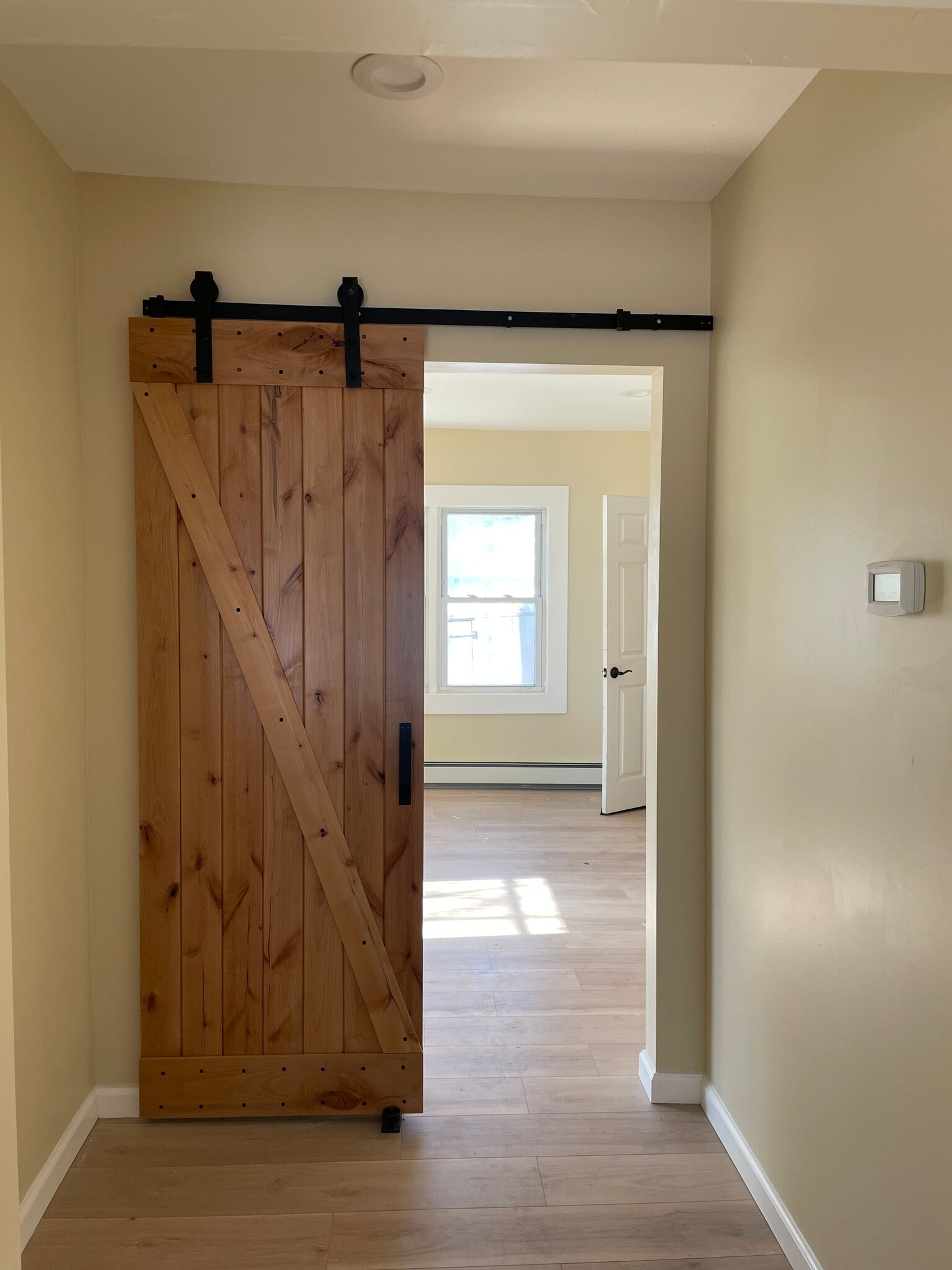 Building Photo - 111 Main St