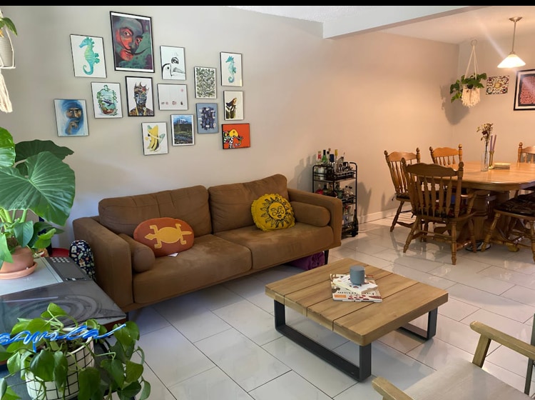 Ground floor living room - 1777 Quail St