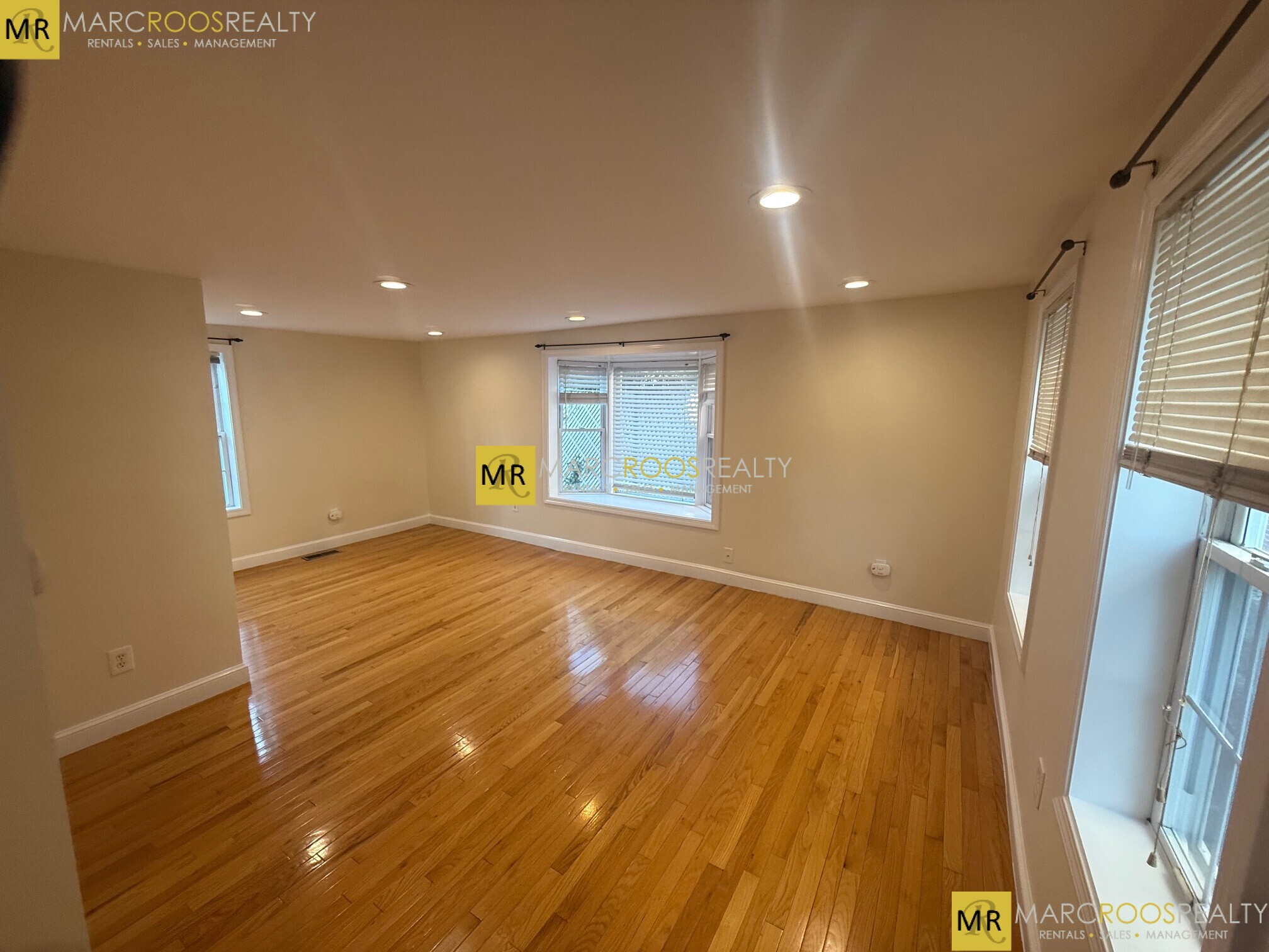 Building Photo - 5 Clarken Ct