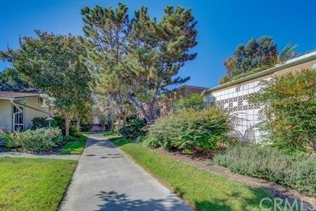 Building Photo - 24351 El Toro Rd