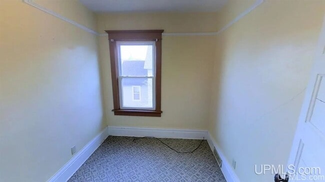 Building Photo - 1530 Fitch Ave