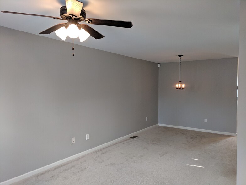 Living Room - 202 Alde St