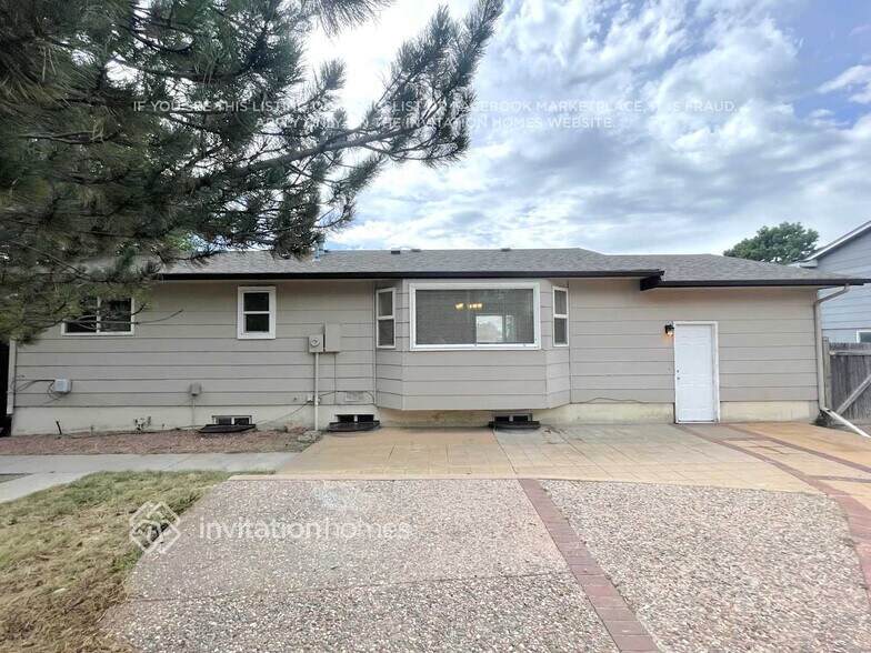 Building Photo - 6902 Mescalero Dr