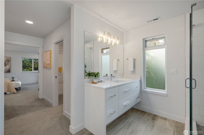 Building Photo - Modern Farmhouse Luxury in Coveted Matthews Beach Available NOW!